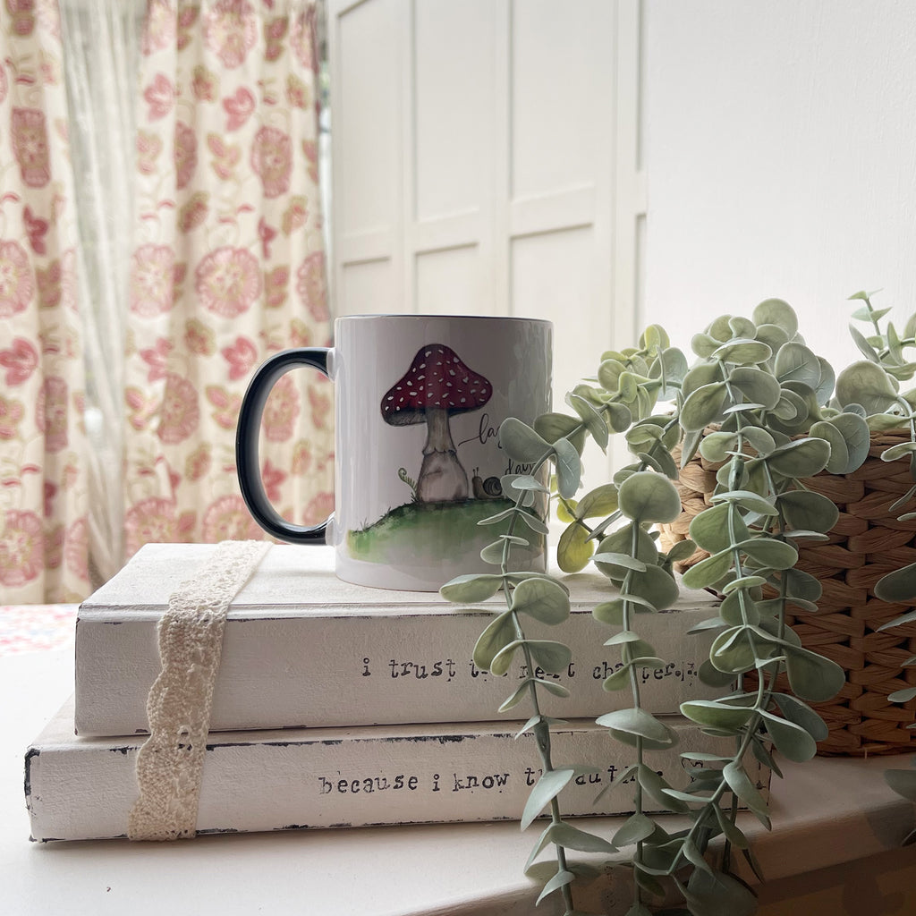 Thankful Range Mug/Black Handle - Toadstool Lazy Days 13285